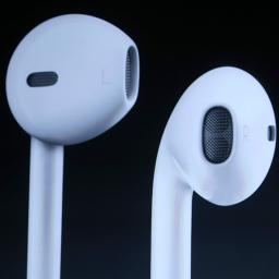 Beats-oprichter noemt Apple-oordopjes 'slecht'