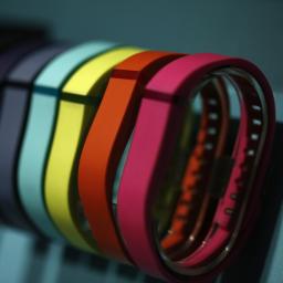 'Fitbit domineert markt voor slimme armbanden'