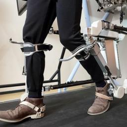 Klinieken zetten nieuwe looprobot in voor revalidatie patiënten