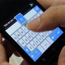 Onderzoekers nemen telefoons over via sms-bericht