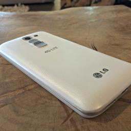 Zwarte en witte LG G3 op gelekte foto te zien