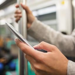 Bijna helft mobiele abonnementen is sim-only