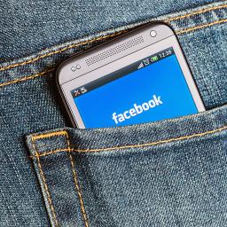 Facebook verdedigt nieuwsfeed-experiment na ophef