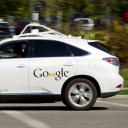 FBI waarschuwt voor gevaar van zelfrijdende auto