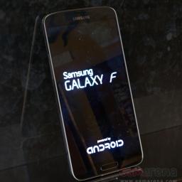 'Galaxy F krijgt vlakke randen'