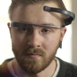 Google Glass te besturen met gedachten via headset en app
