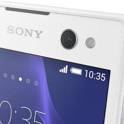 Sony komt met 'selfie-smartphone' Xperia C3