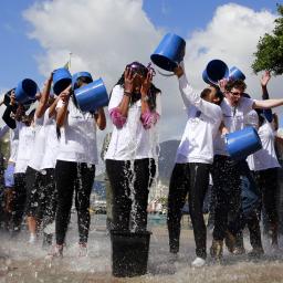 ALS-stichting ziet af van handelsmerk Ice Bucket Challenge