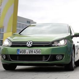 EU ontwikkelt systeem voor zelfstandig parkerende auto’s