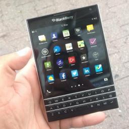 'High-end Blackberry's met toetsenbord in september gelanceerd'