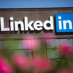 Inkomsten LinkedIn flink omhoog