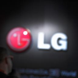 LG komt met nieuw gebogen breedbeeldscherm