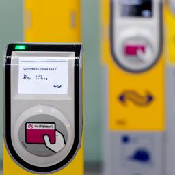 NS werkt aan ov-chipkaart-app