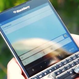 Blackberry presenteert Passport met vierkant scherm