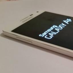 Foto's van Samsung-telefoon van 'mysterieus materiaal' gelekt