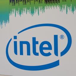 Intel overtreft verwachtingen ondanks verlies in mobiele tak