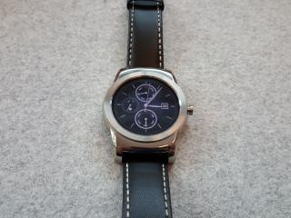 Smartwatch met verbeterde software moet luxe uitstralen