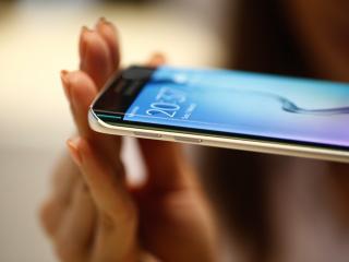 Groot Samsung-toestel zou op Galaxy S6 gaan lijken