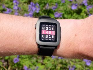Smartwatch met scherm van e-papier doet minder, beter