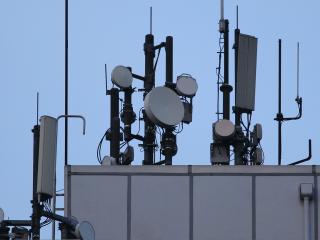 Experts: Drukte voorlopig geen probleem voor mobiele providers