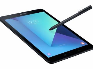 Beide tablets worden inclusief stylus geleverd